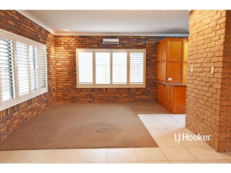 1723 Anzac Avenue, Kallangur QLD 4503