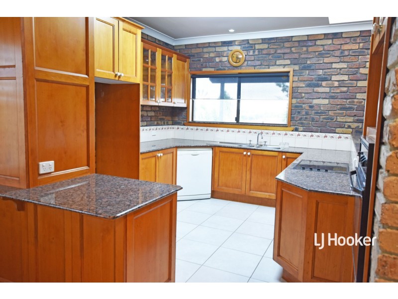 1723 Anzac Avenue, Kallangur QLD 4503