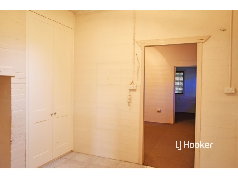 1723 Anzac Avenue, Kallangur QLD 4503