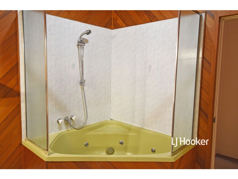 1723 Anzac Avenue, Kallangur QLD 4503