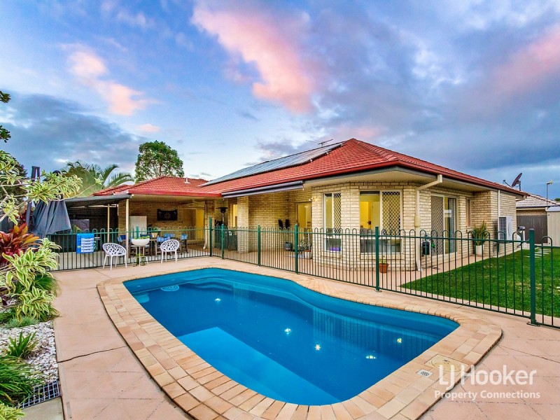 8 Redcedar Street, North Lakes QLD 4509