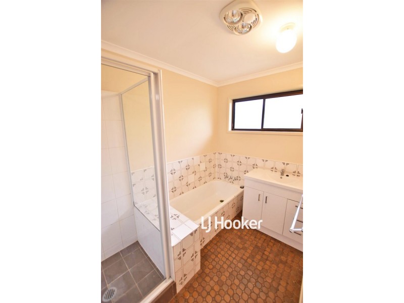 28 Maurice Street, Kallangur QLD 4503