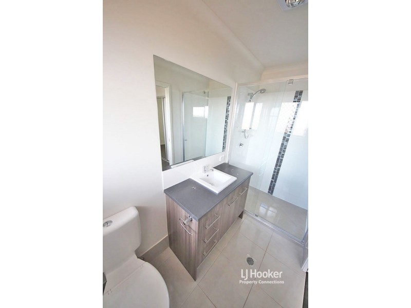 2 Leigh Crescent, Dakabin QLD 4503