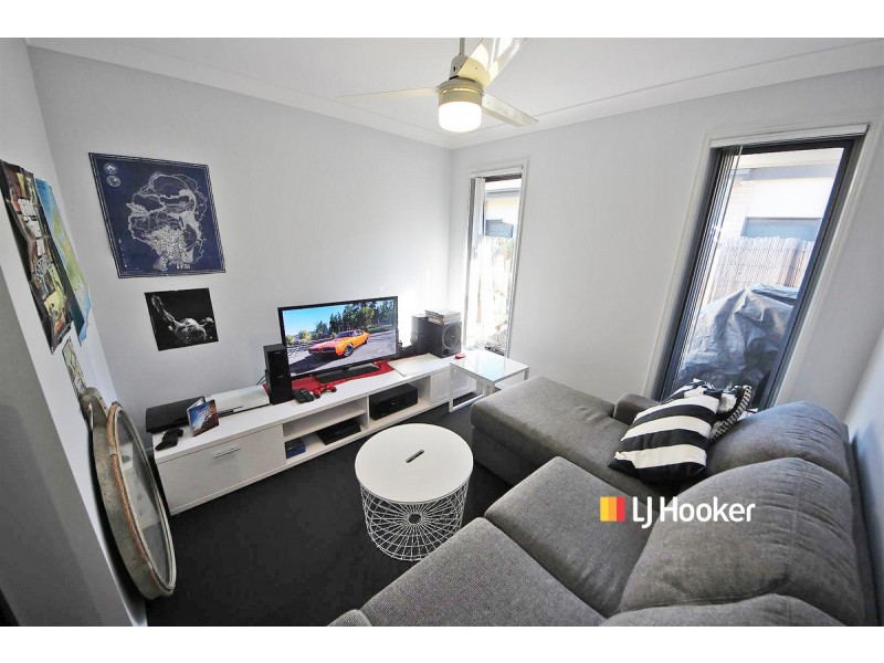 25 Honeyeater Crescent, Dakabin QLD 4503