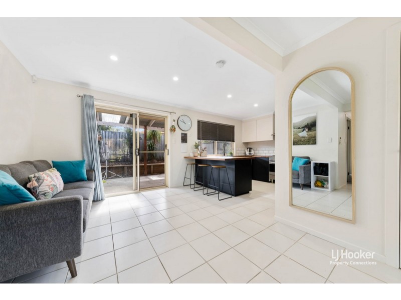 6 Theten Court, Kallangur QLD 4503