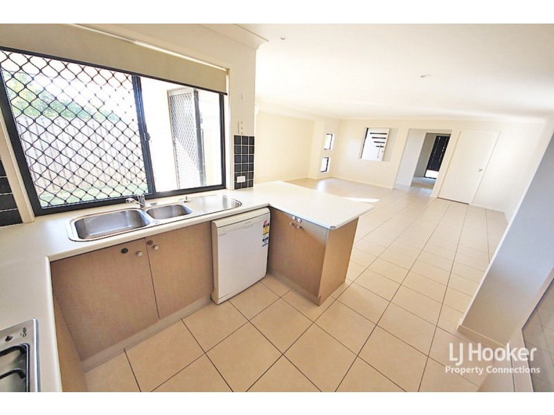 2 Leafwing Street, Kallangur QLD 4503