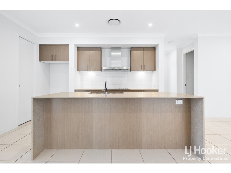 7 Victory Drive, Griffin QLD 4503