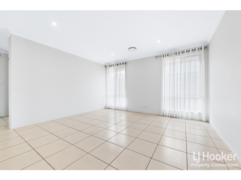 7 Victory Drive, Griffin QLD 4503