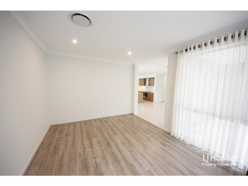 7 Victory Drive, Griffin QLD 4503