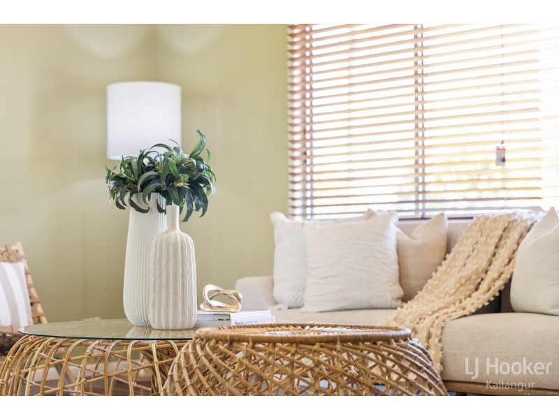 31 Lavercombe Drive, Kallangur QLD 4503