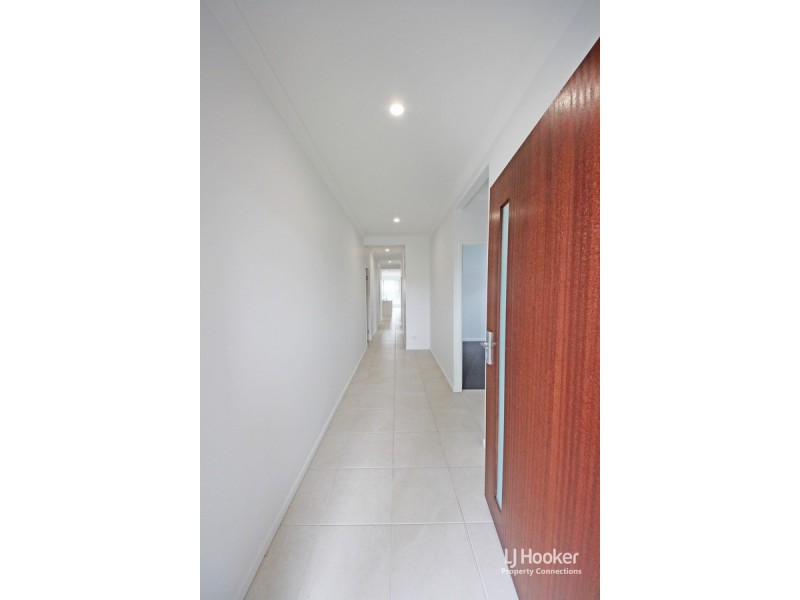 9 Majestic Avenue, Griffin QLD 4503
