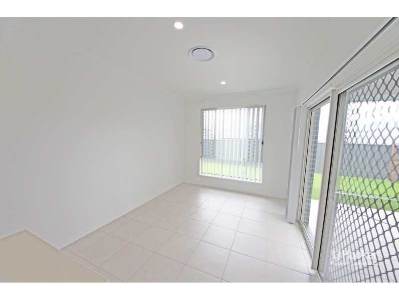 9 Majestic Avenue, Griffin QLD 4503