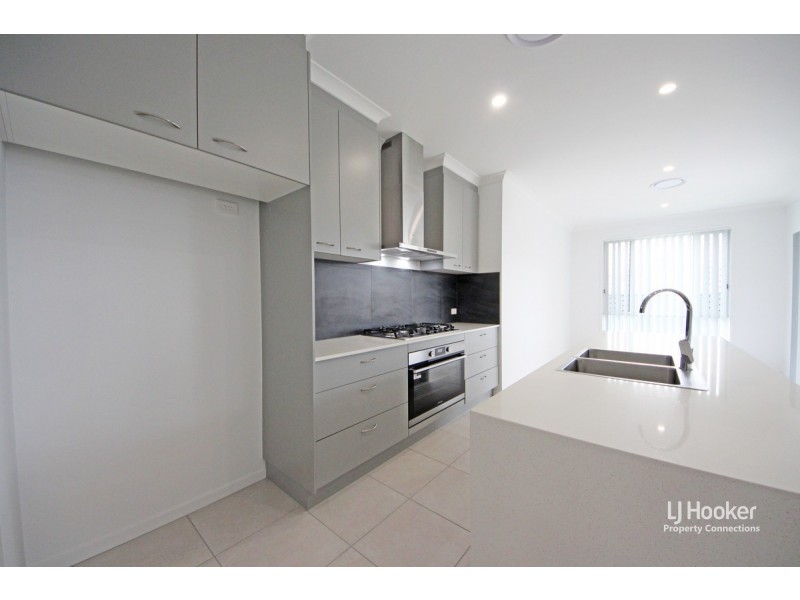 9 Majestic Avenue, Griffin QLD 4503