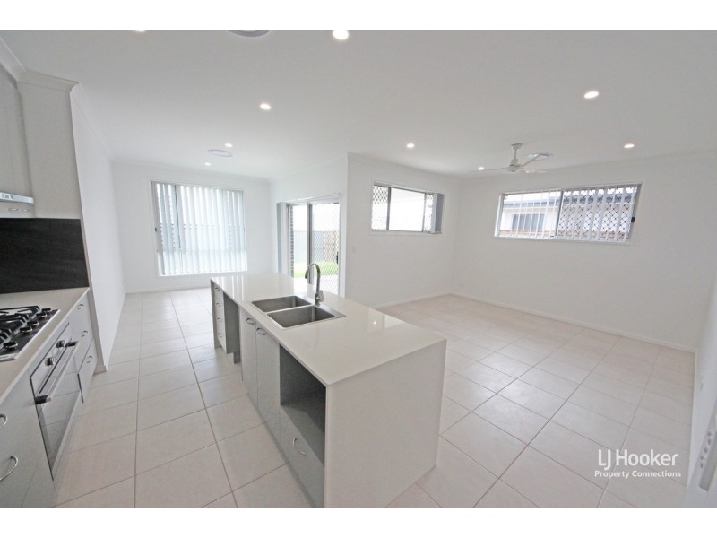 9 Majestic Avenue, Griffin QLD 4503