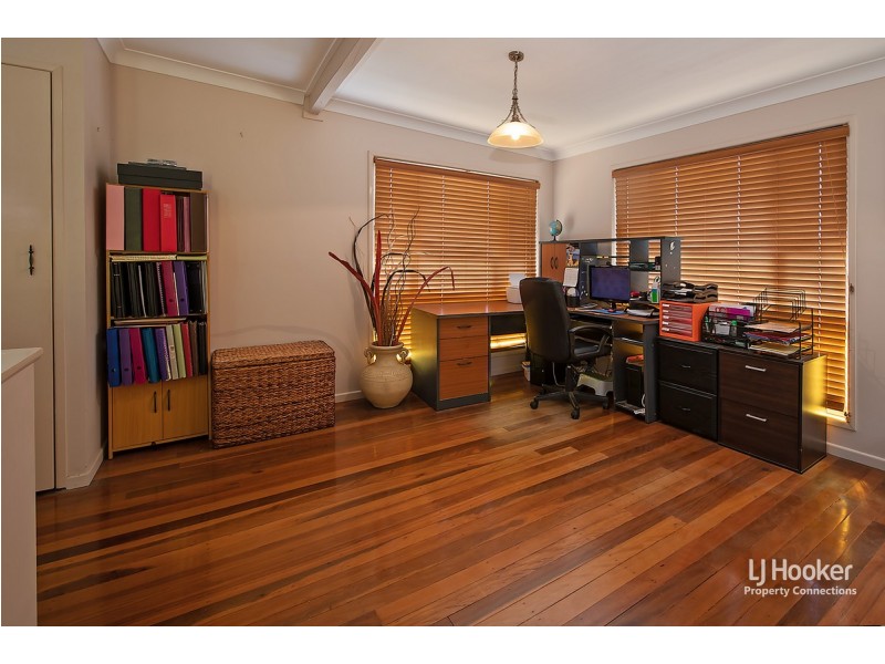 18 Campbell Street, Kallangur QLD 4503