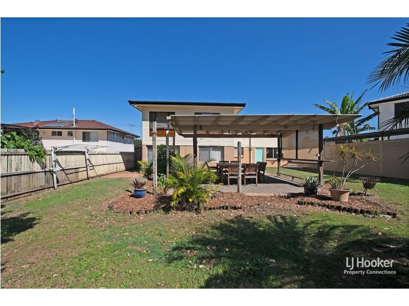 18 Campbell Street, Kallangur QLD 4503