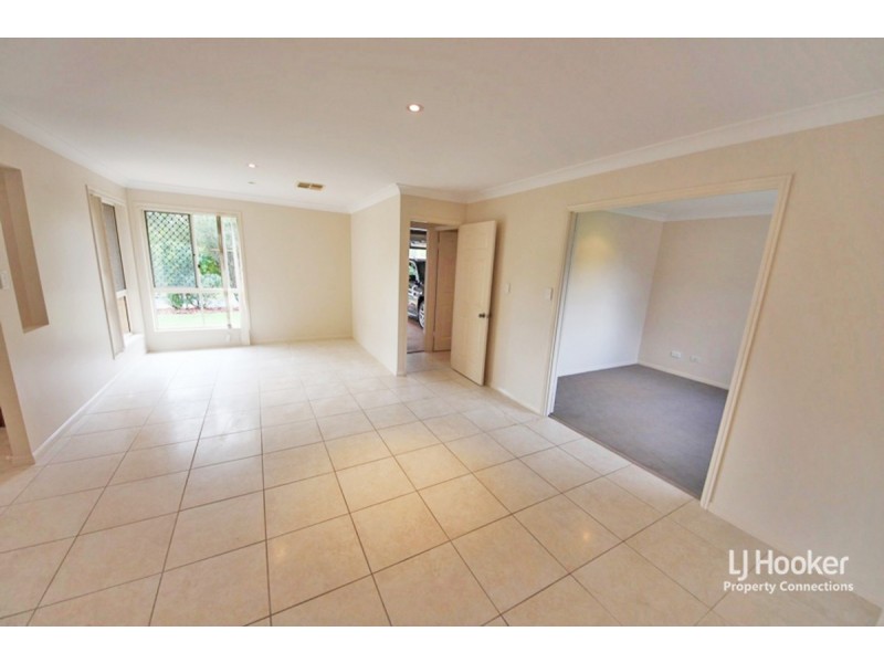 25 Greenlinks Crescent, Narangba QLD 4504