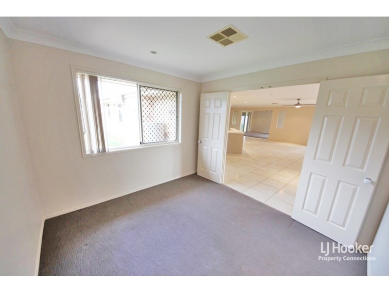25 Greenlinks Crescent, Narangba QLD 4504