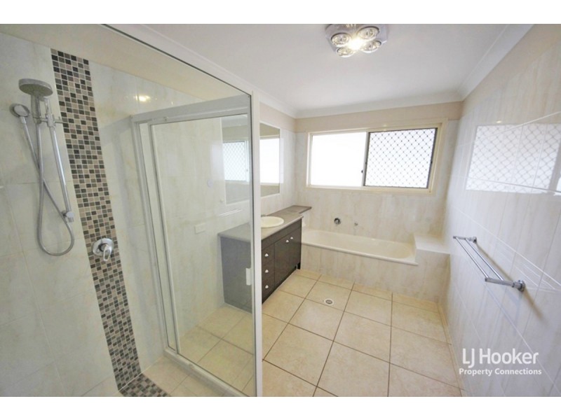 25 Greenlinks Crescent, Narangba QLD 4504