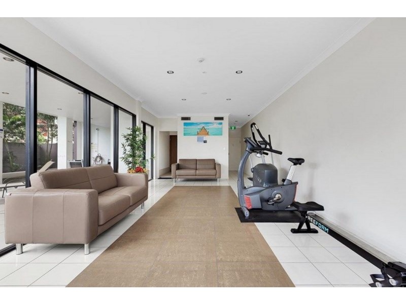 4/37 Playfield Street, Chermside QLD 4032