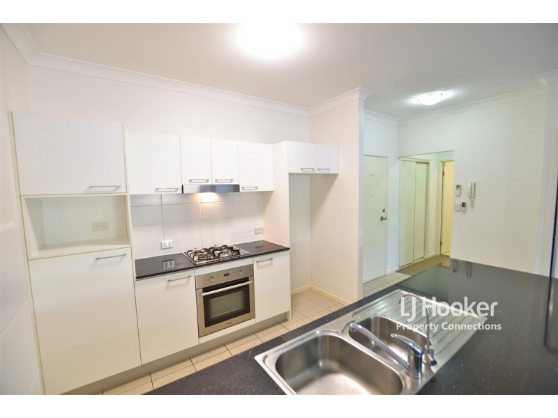 4/37 Playfield Street, Chermside QLD 4032