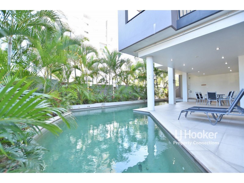 4/37 Playfield Street, Chermside QLD 4032