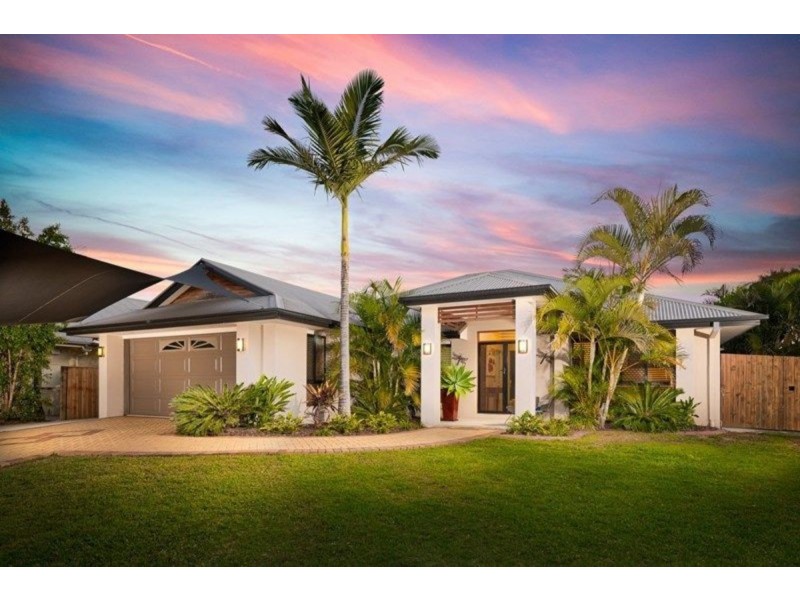 16 Yellow Robin Court, Narangba QLD 4504