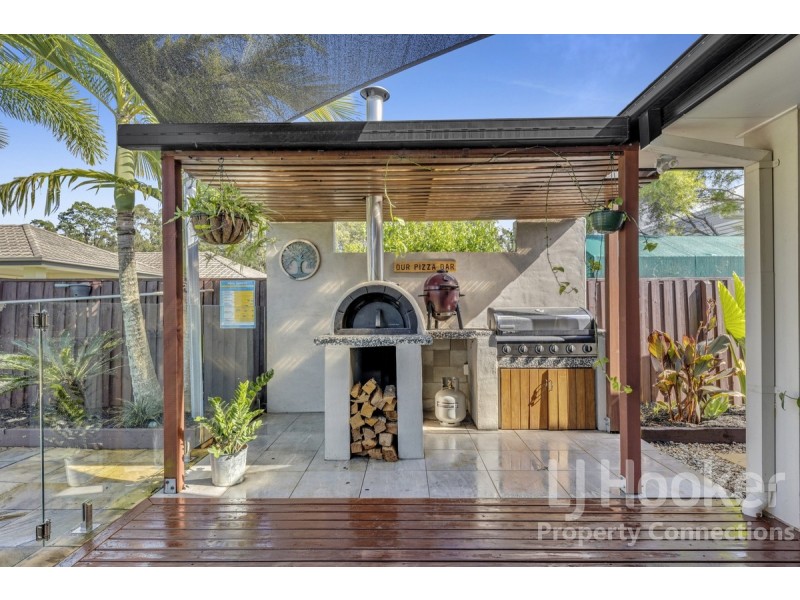 16 Yellow Robin Court, Narangba QLD 4504
