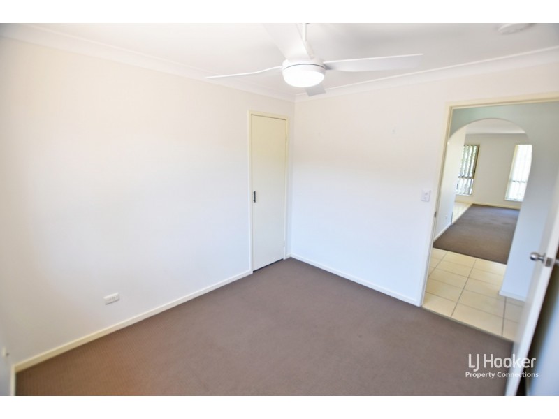 8 Cognac Court, Petrie QLD 4502