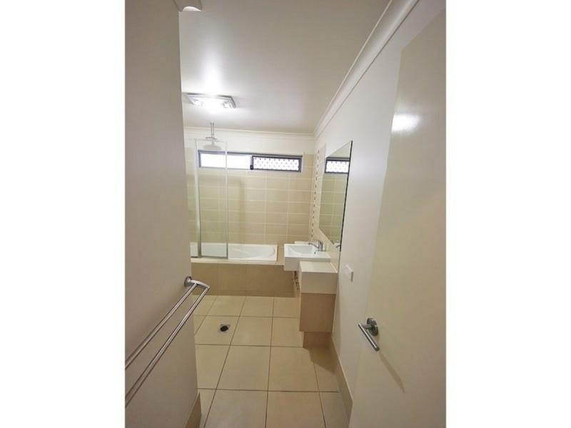 48 Birchgrove Crescent, Kallangur QLD 4503
