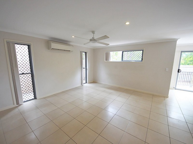 48 Birchgrove Crescent, Kallangur QLD 4503