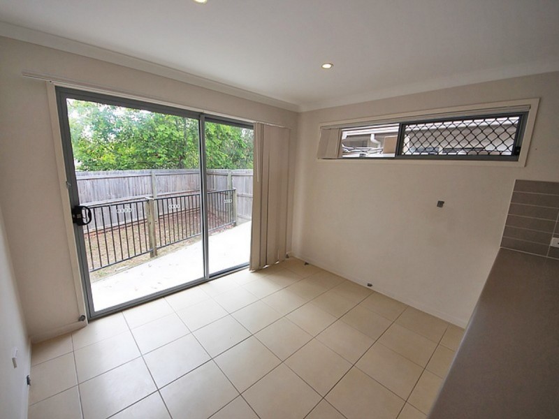 48 Birchgrove Crescent, Kallangur QLD 4503