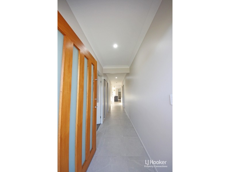 16 Golden Road, Morayfield QLD 4506