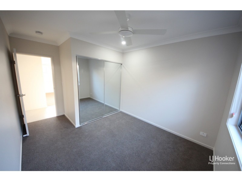 16 Golden Road, Morayfield QLD 4506