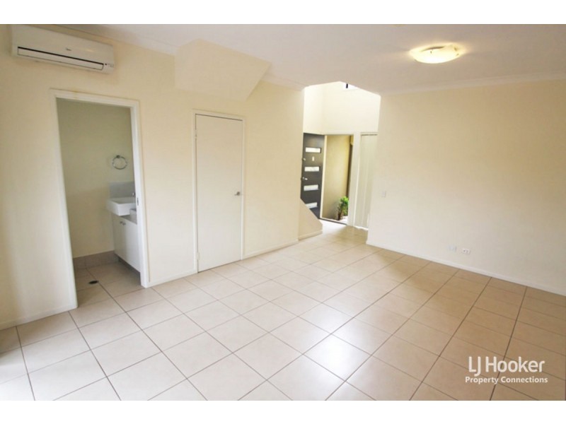 7/3 Swordgrass Court, Kallangur QLD 4503