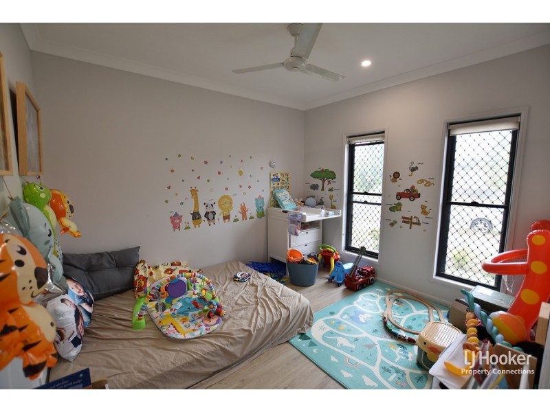 68 Shoreview Boulevard, Griffin QLD 4503