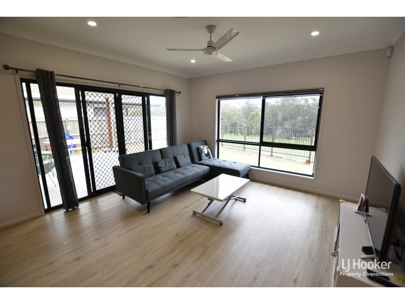 68 Shoreview Boulevard, Griffin QLD 4503