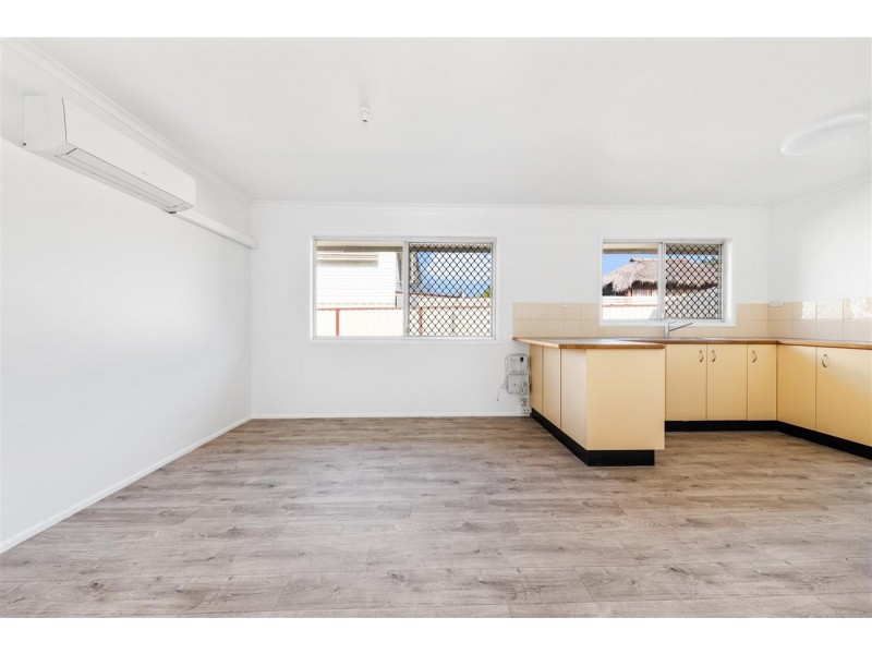 4 Medhurst Street, Kallangur QLD 4503