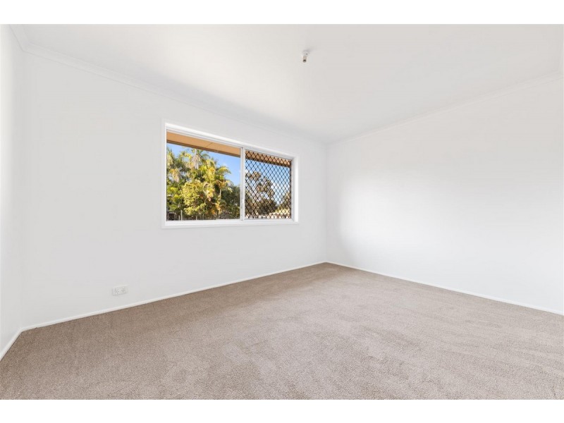 4 Medhurst Street, Kallangur QLD 4503