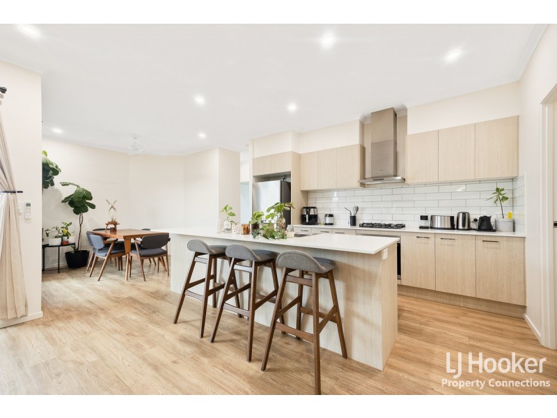 6 Malibu Road, Lawnton QLD 4501