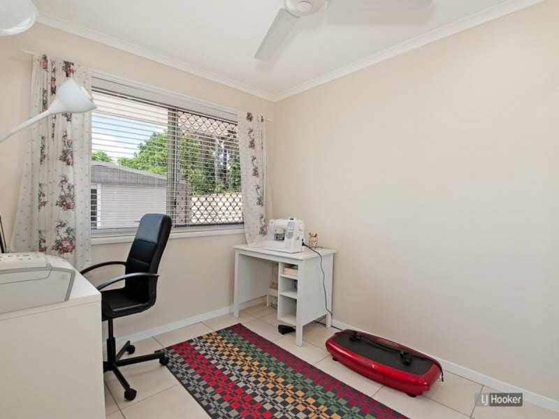 1305 Anzac Avenue, Kallangur QLD 4503