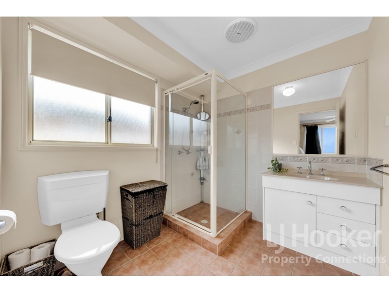 15 Ming Dynasty Court, Dakabin QLD 4503