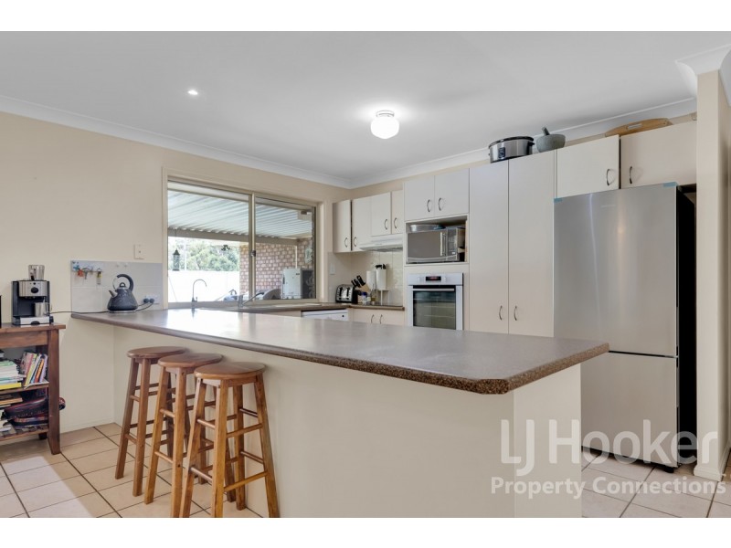 15 Ming Dynasty Court, Dakabin QLD 4503