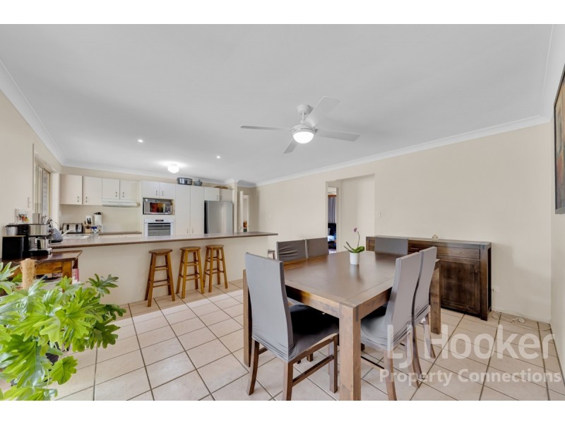 15 Ming Dynasty Court, Dakabin QLD 4503