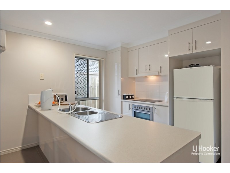 10 Suntrust Street, North Lakes QLD 4509