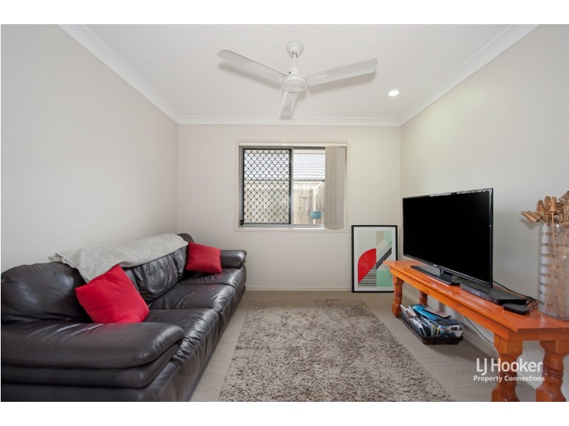 10 Suntrust Street, North Lakes QLD 4509