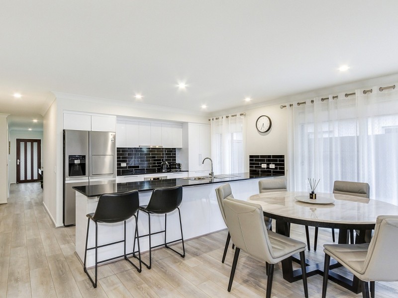 19 Parkhaven Street, Mango Hill QLD 4509