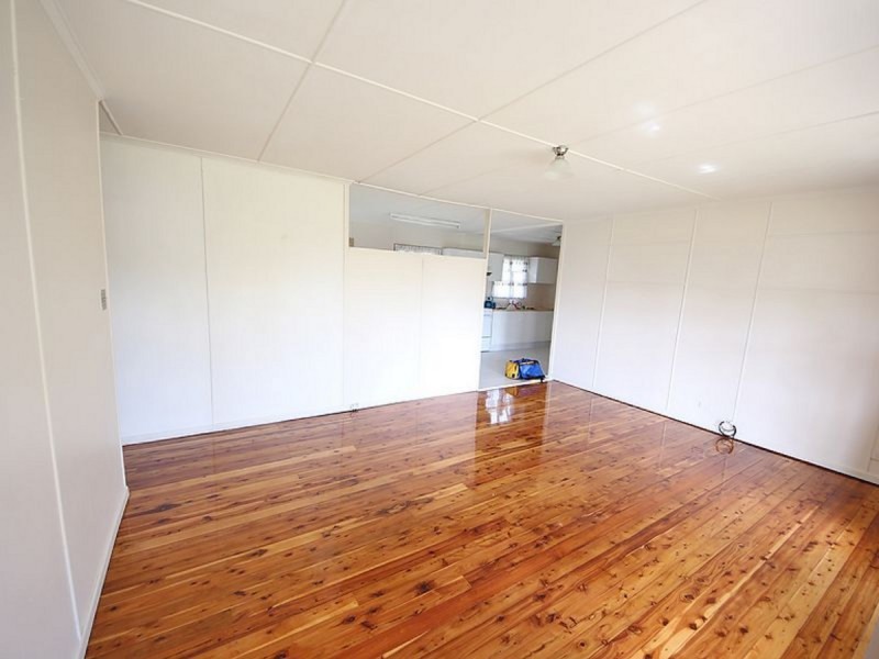 36 Sheehan Street, Kallangur QLD 4503