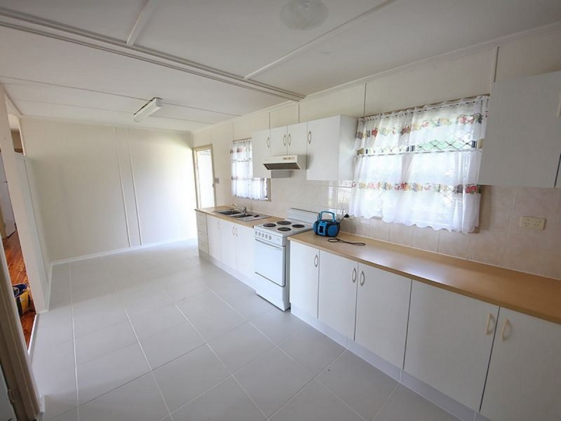 36 Sheehan Street, Kallangur QLD 4503