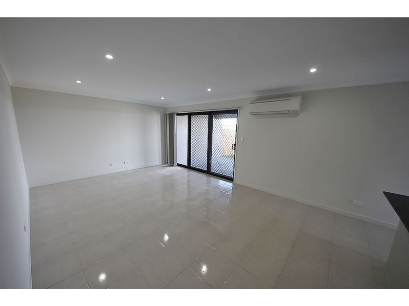 21 Shepherdson Street, Dakabin QLD 4503